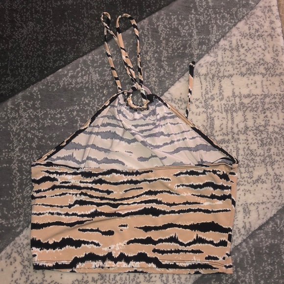 Top - Picture 2 of 2